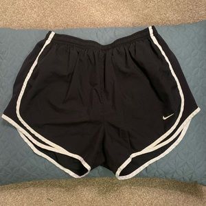 Black Nike shorts
